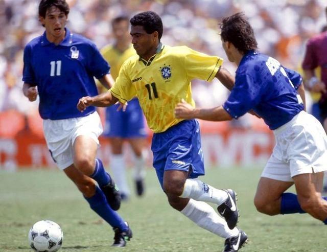 足球的战略 足球的战略