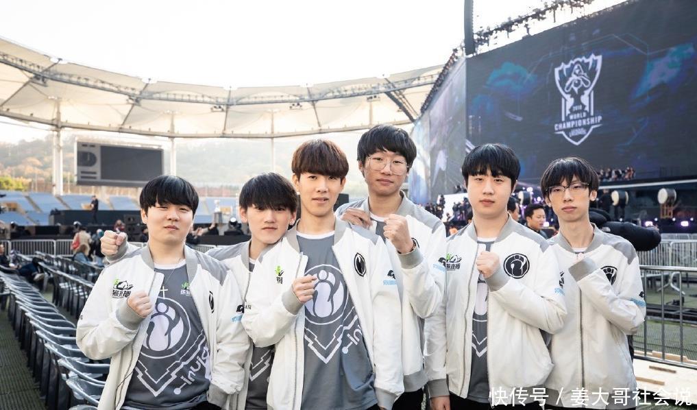 里右侧的防 里右侧的防